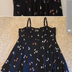 Torrid NWOT black origami crane challis minidress